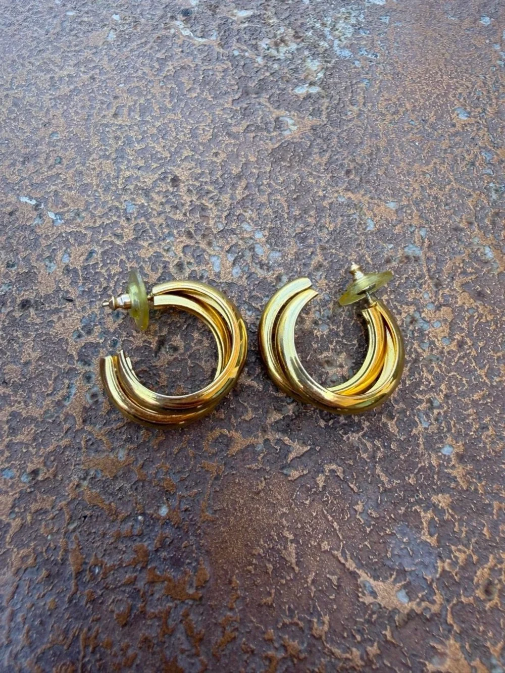 Vintage Gold plated twisted hoop costume jewelry earrings #chic #classy